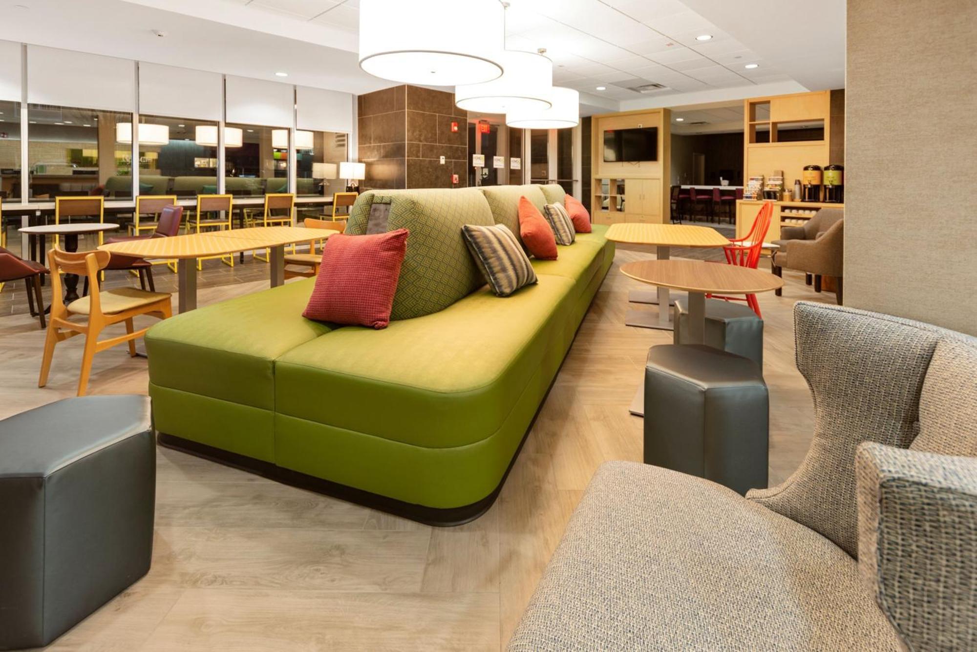 Home2 Suites By Hilton Newark Airport Exterior photo